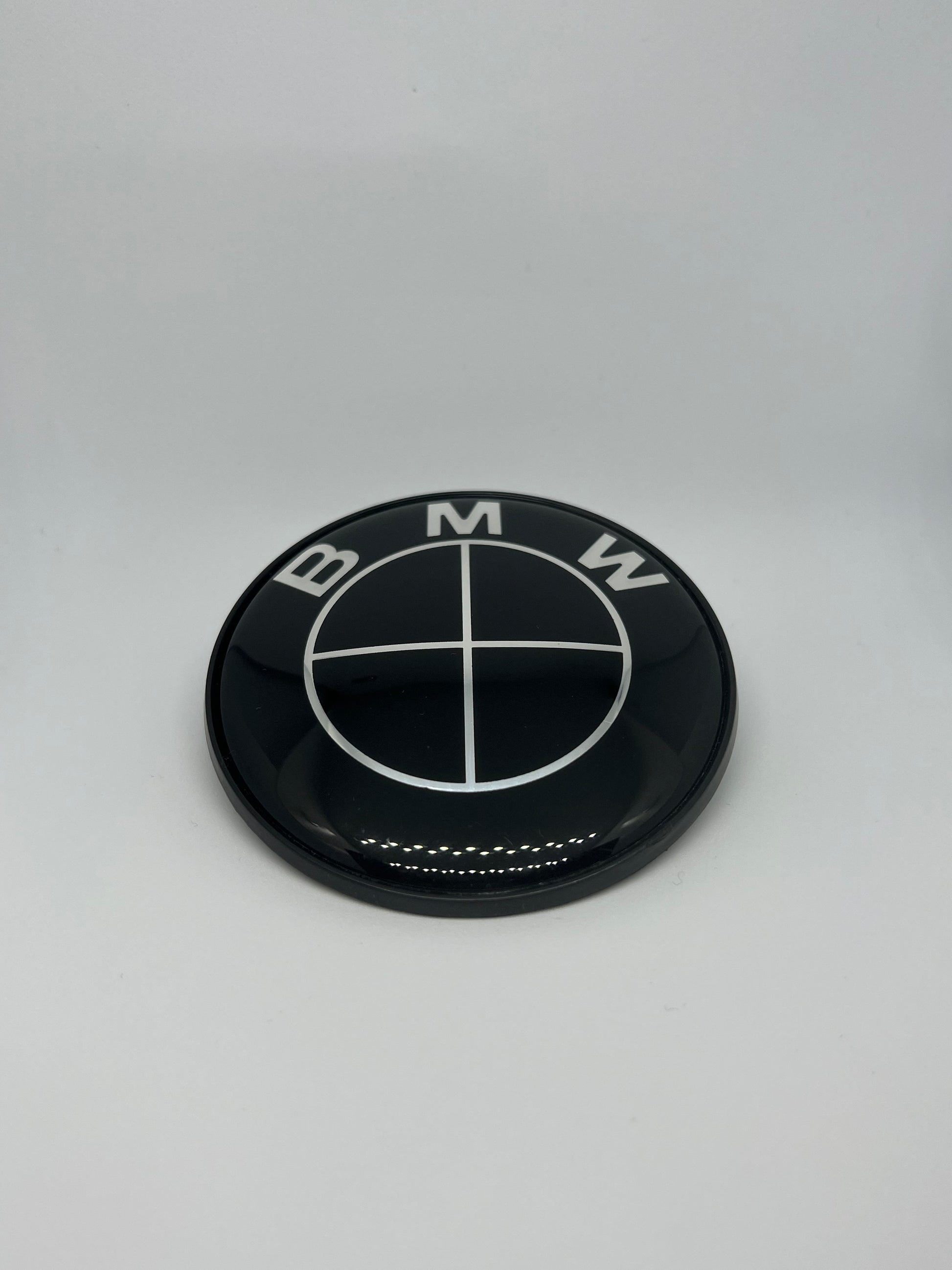 BMW Emblem Logo Svart LIMITED EDITION (Svarta Kanter).